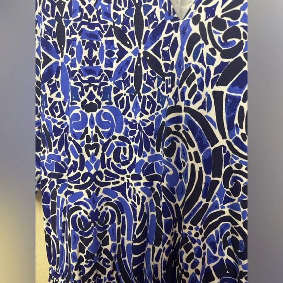 Lilly Pulitzer Bryce Romper in Bright Navy Taverna Tile - Picture 7 of 10